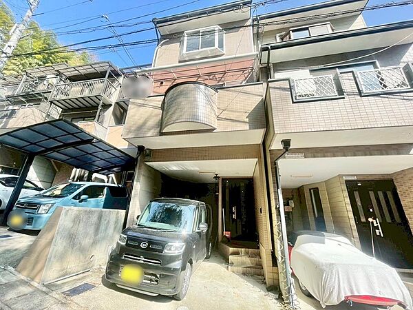 外観：326000243050