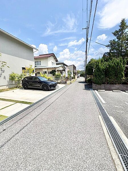 間口12ｍ以上で駐車もスムーズ