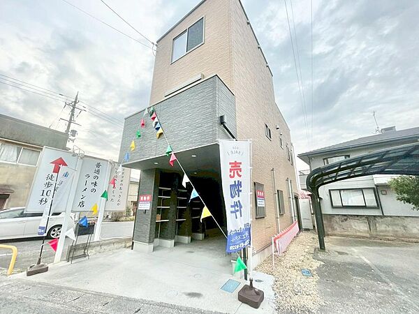 外観：325000121559