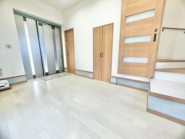 使い方は自由自在の1階納戸