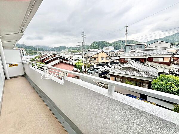 家事がはかどる広々バルコニー