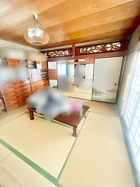 和室で過ごす癒しの空間