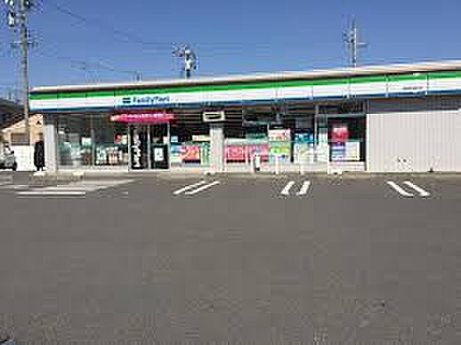 ファミリーマー...