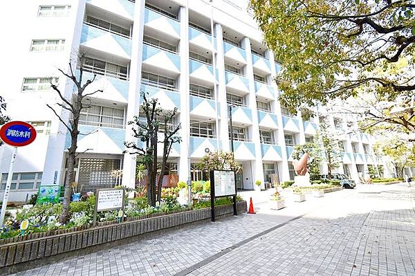 中央区立佃中学校 徒歩22分。 1760m