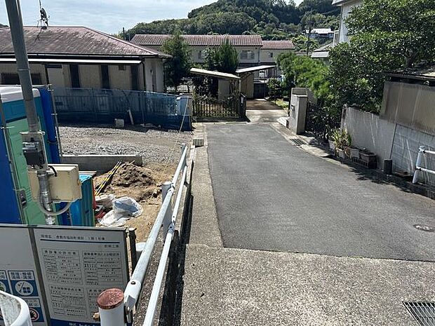 前面道路含む現地写真