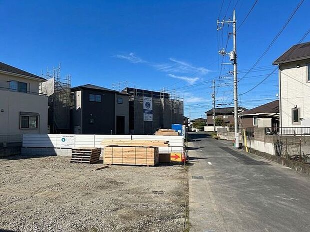 前面道路含む現地写真