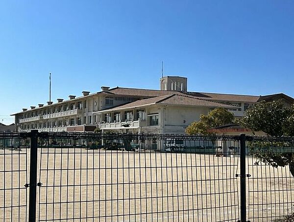 倉敷市立福田南中学校 1020m
