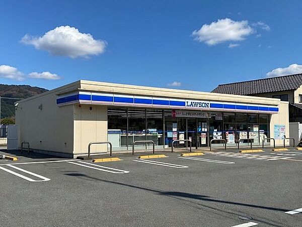 ローソン倉敷吉岡店 850m