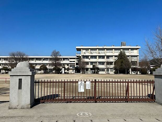 第四福田小学校 330m