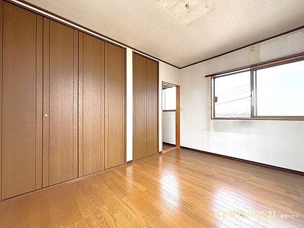 【洋室】シンプルで使いやすく暮らしに馴染む快適な洋室スペース