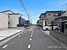 外観：【現地外観】ゆったりとした雰囲気に包まれ、家族が心地よく過ごせる住宅地