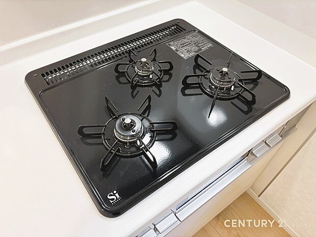 【設備】3口コンロで時短料理!家族全員が揃う食卓の時間がもっと増える