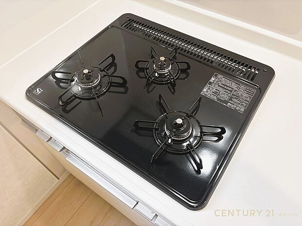 【設備】3口コンロで時短料理!家族全員が揃う食卓の時間がもっと増える