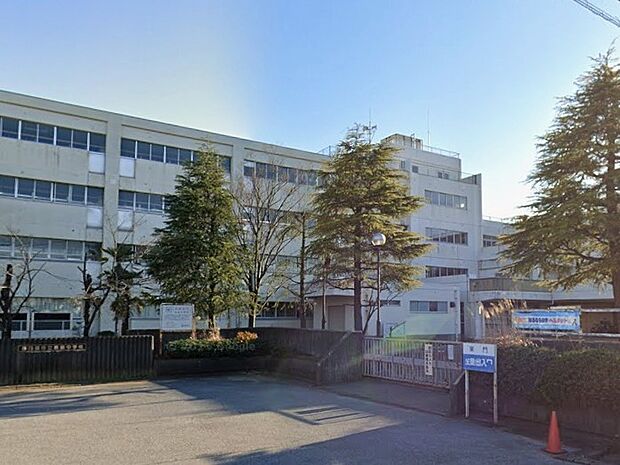 中学校 2200m 春日部市立葛飾中学校