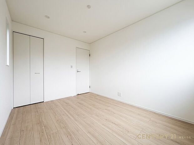 【洋室】明るく使いやすい洋室、収納付きで子ども部屋にもピッタリ
