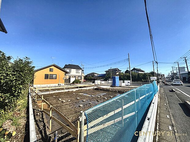 【外観】駅までラクラク徒歩4分！閑静な住宅街に佇む収納豊富な4LDK