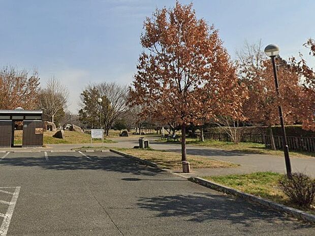 公園 700m 川久保公園