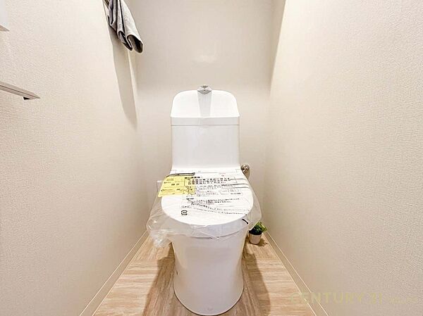 【トイレ】ゆとりある空間で気持ちよく使える快適空間