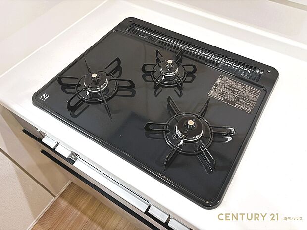 【設備】3口コンロで料理上手に!同時調理で食卓を彩る毎日が実現します