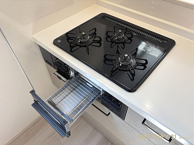 【設備】3口コンロで時短料理！家族全員が揃う食卓の時間がもっと増える
