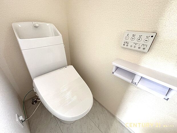 【トイレ】ゆとりある空間で気持ちよく使える快適空間