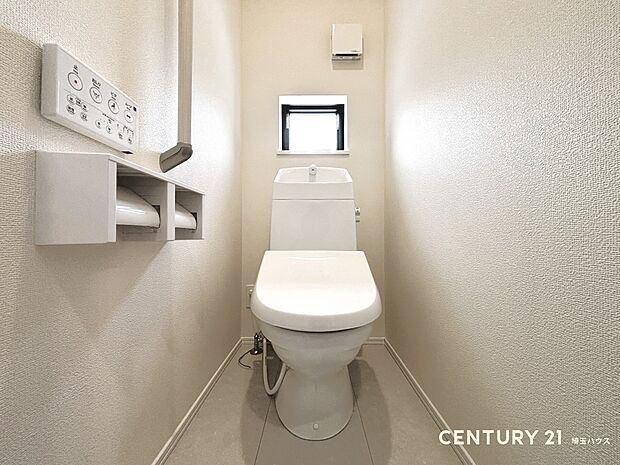 【トイレ】ゆとりある空間で気持ちよく使える快適空間