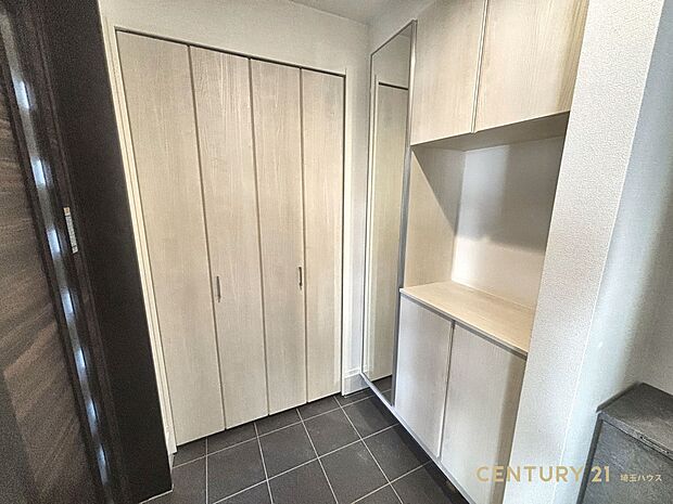 【玄関】収納力と整理のしやすさを兼ね備えた玄関収納で玄関も毎日快適に
