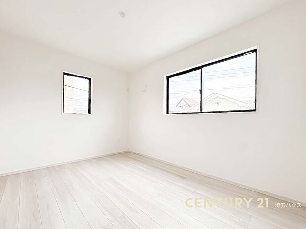 【洋室】明るく使いやすい洋室、収納付きで子ども部屋にも