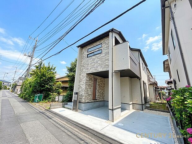 【外観】落ち着きのある外観デザイン!穏やかな空気が流れる住宅地で暮らしも心地よく