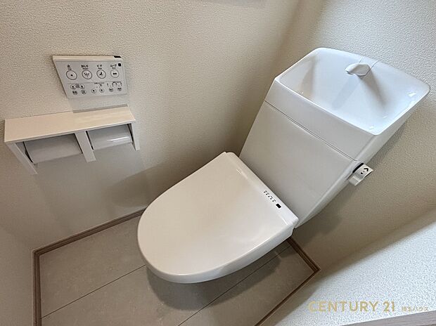 【トイレ】ゆとりある空間で気持ちよく使える快適空間