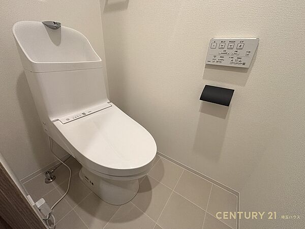 【トイレ】清潔感と快適性を兼ね備えた心地よく落ち着ける空間
