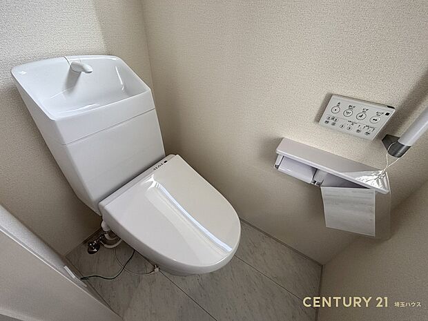 【トイレ】ゆとりある空間で気持ちよく使える快適空間