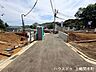 外観：静かな住宅街に広がる薬師台の売地。