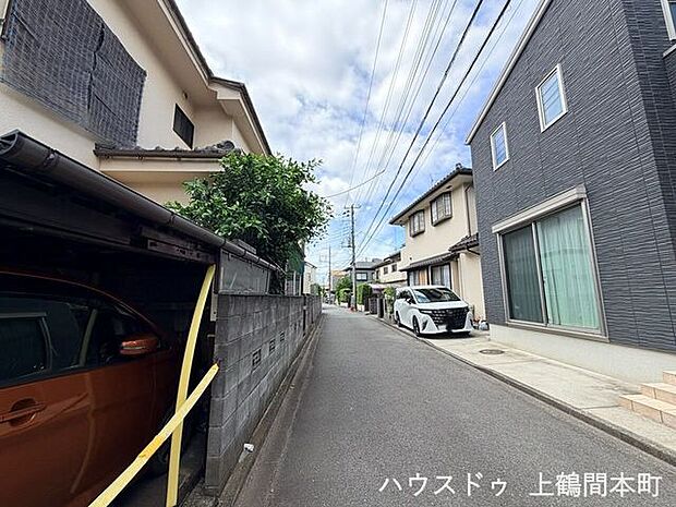 閑静な住宅街に位置し、穏やかな暮らしを叶えます。