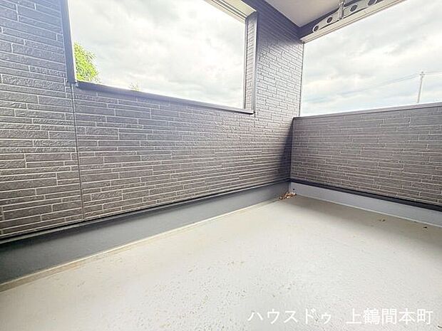開放感のあるバルコニーで、毎日の暮らしにゆとりをプラス