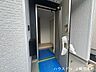 玄関：玄関廻りはスッキリ。