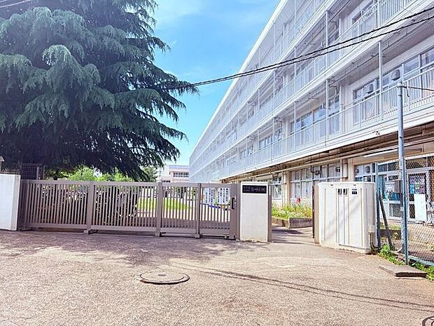 藤の台小学校学び・遊び・食を通じ、心豊かな子を育む藤の台小。(公式HPより) 980m