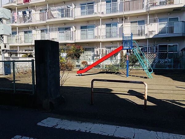 相模大野2丁目公園 120m
