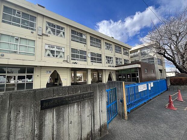 大野台中央小学校大野台中央小学校の教育目標は「自ら学び、考え、判断し行動できる心豊かな子」の育成。大きい心・力強く頑張る姿・真剣に学ぶ態度を大切に、子どもの豊かな成長を温かく支えている学校です。(…