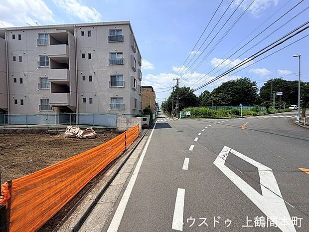 前面道路含む現地写真