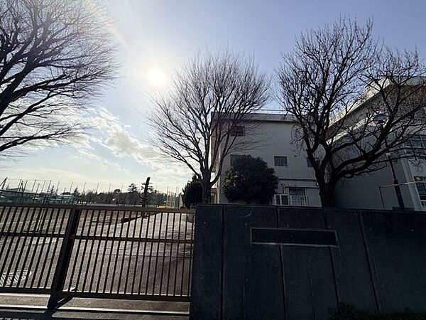 相武台中学校相武台中学校の教育目標は「自己を高め、思いやりの心を持ち、創造する生徒」の育成。みずから・ともに・ゆたかにを合言葉に、主体性・思いやり・夢と創造力を大切に育てています。(公式HPより)…