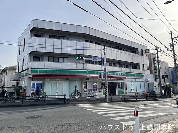 ローソンストア100 相模原栄町店ローソンストア100は、コンビニの利便性、スーパーの品揃え、100円ショップの低価格を融合させた複合型コンビニです。学生や、一人暮らしの自炊に合わせた小分け商…