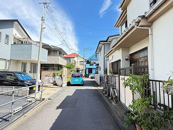 車通りも比較的少なく、小さなお子様のいるご家庭にもおすすめです。