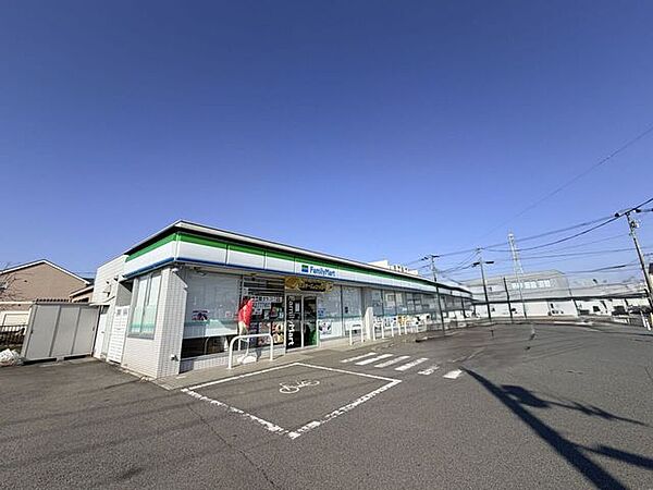 ファミリーマート　相模原麻溝小前店 460m