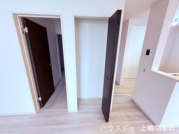 暮らしやすさを高める、収納充実のプライベート空間です