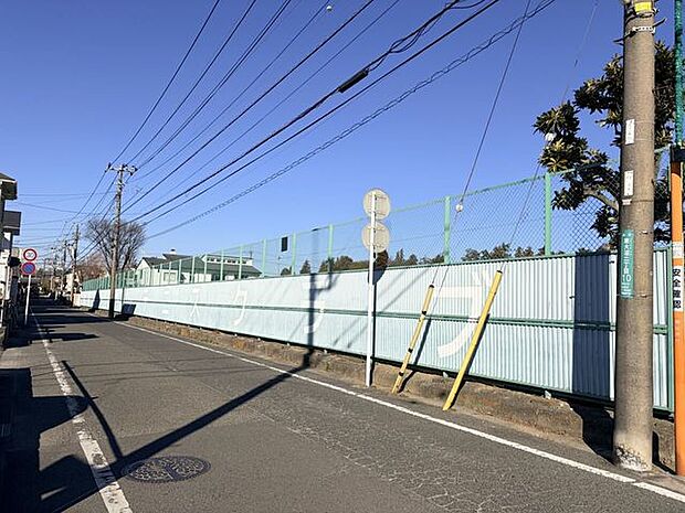 相模原グリーンテニスクラブ 340m