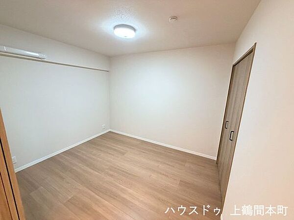 在宅ワークや趣味部屋としても使いやすい空間です。