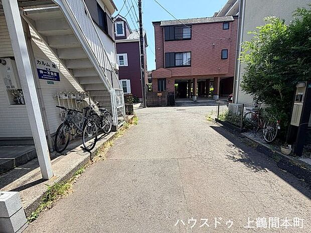 前面道路含む現地写真