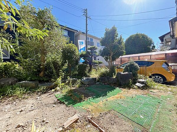 庭　お庭は建物の南側に位置し陽当たり良好なので、お子様の遊び場にもぴったりです。