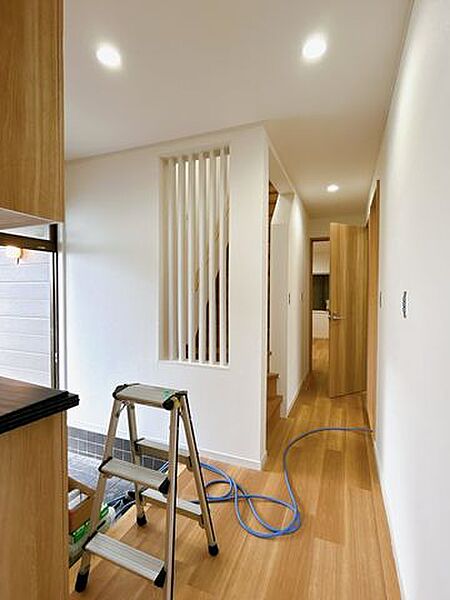 一直線なのでどのお部屋にも行きやすい作りになっています。